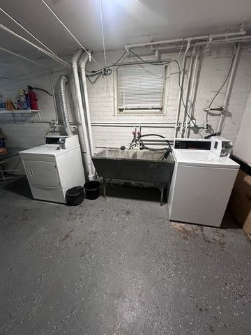 2918 W Marquette Road GARDEN, Chicago, IL 60629