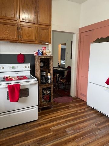 431 W King Ave, Kingsville, TX 78363