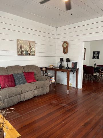 431 W King Ave, Kingsville, TX 78363