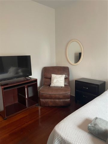 431 W King Ave, Kingsville, TX 78363