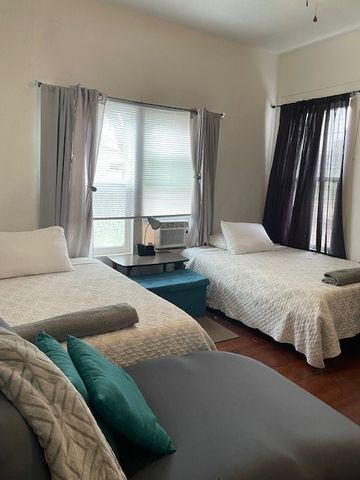 431 W King Ave, Kingsville, TX 78363