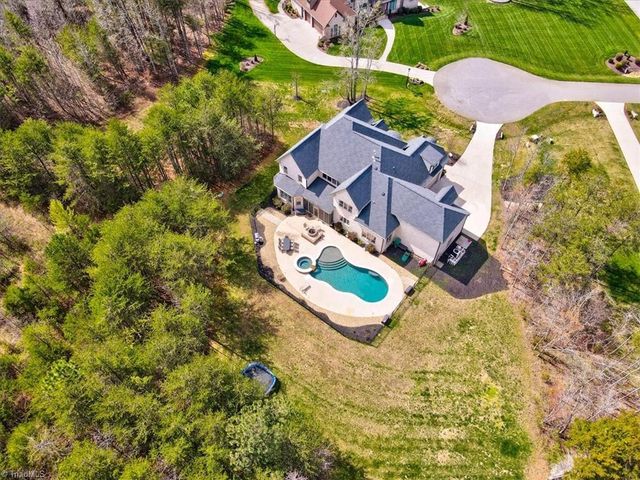 7810 Neugent Drive, Kernersville, NC 27284