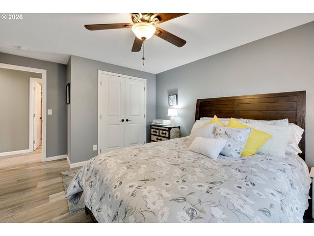 1057 S PINE St, Canby, OR 97013