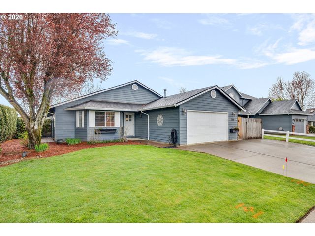 1057 S PINE St, Canby, OR 97013