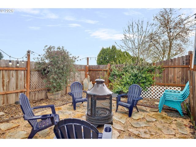 1057 S PINE St, Canby, OR 97013