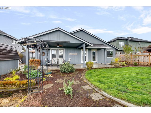 1057 S PINE St, Canby, OR 97013