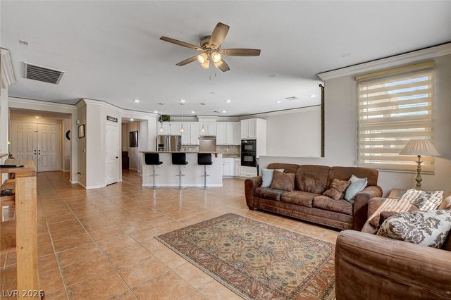 5819 Toofer Winds Court, Las Vegas, NV 89131