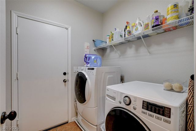 5819 Toofer Winds Court, Las Vegas, NV 89131