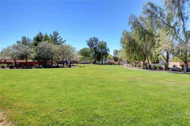 5819 Toofer Winds Court, Las Vegas, NV 89131