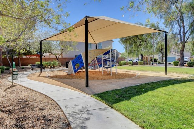 5819 Toofer Winds Court, Las Vegas, NV 89131