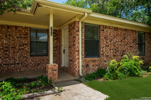 203 Pecan, Cibolo, TX 78108
