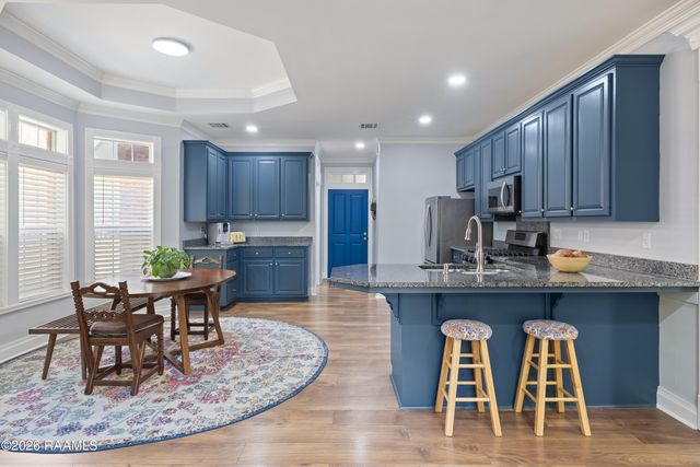 202 Trailwood Lane, Lafayette, LA 70508