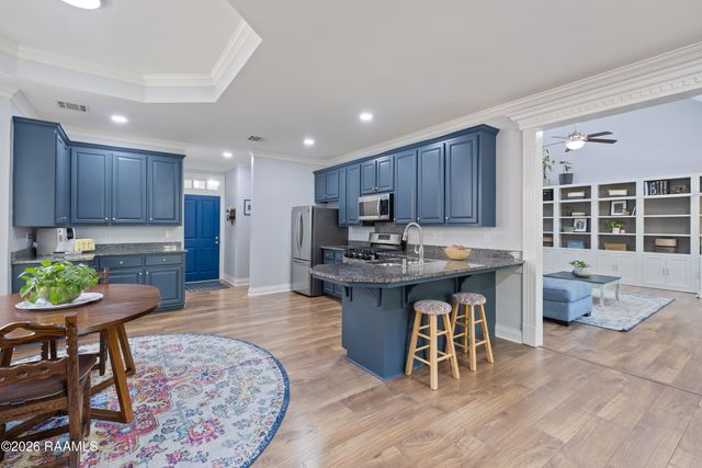 202 Trailwood Lane, Lafayette, LA 70508