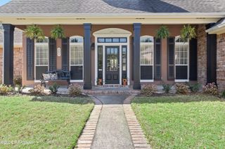 202 Trailwood Lane, Lafayette, LA 70508