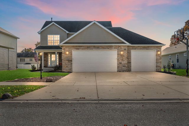 7211 E 104th Place, Crown Point, IN 46307