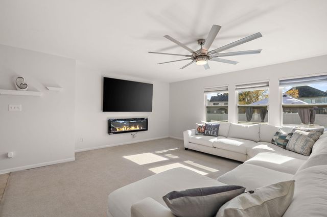 7211 E 104th Place, Crown Point, IN 46307