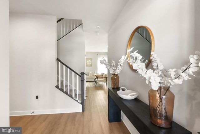 1174 WOODMONT LN, Catasauqua, PA 18032