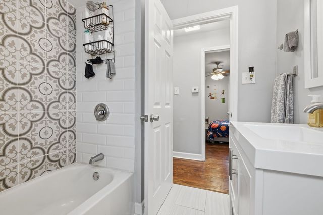 1036 W 105th Street, Chicago, IL 60643