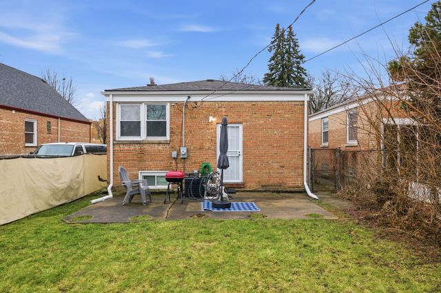 1036 W 105th Street, Chicago, IL 60643