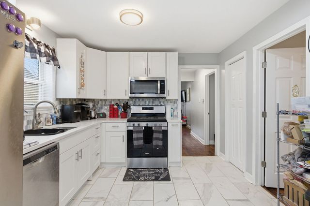 1036 W 105th Street, Chicago, IL 60643