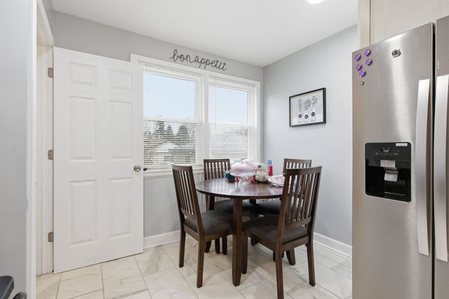 1036 W 105th Street, Chicago, IL 60643