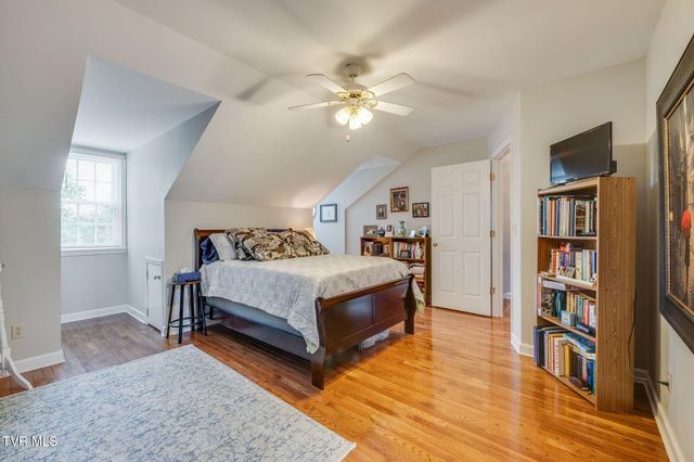 2030 West Manor Court 2030, Kingsport, TN 37660