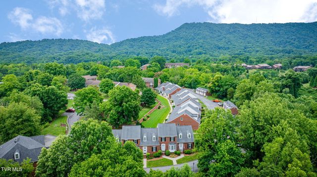 2030 West Manor Court 2030, Kingsport, TN 37660