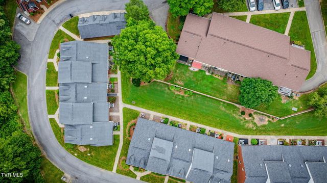 2030 West Manor Court 2030, Kingsport, TN 37660