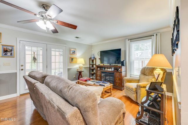 2030 West Manor Court 2030, Kingsport, TN 37660
