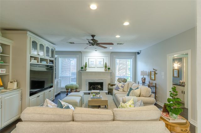 204 Swallow Drive, Southlake, TX 76092