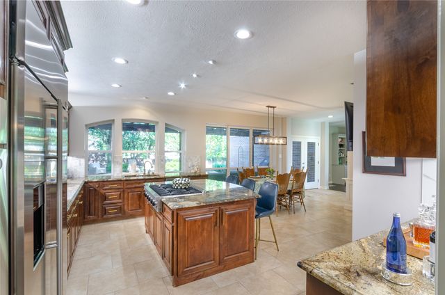 204 Swallow Drive, Southlake, TX 76092