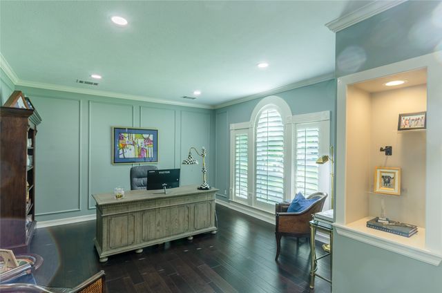 204 Swallow Drive, Southlake, TX 76092