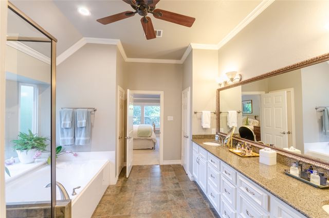 204 Swallow Drive, Southlake, TX 76092