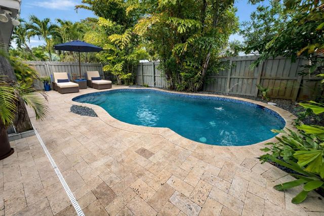 1413 NE 17th Way, Fort Lauderdale, FL 33304