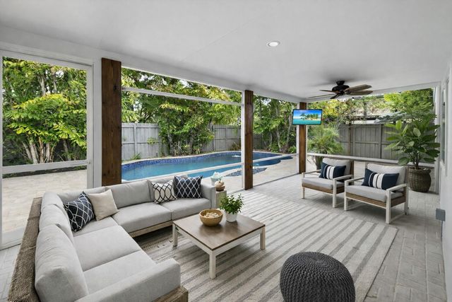 1413 NE 17th Way, Fort Lauderdale, FL 33304