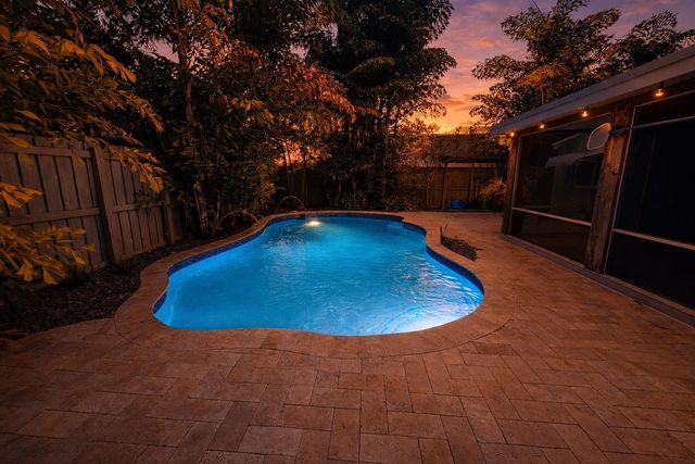 1413 NE 17th Way, Fort Lauderdale, FL 33304