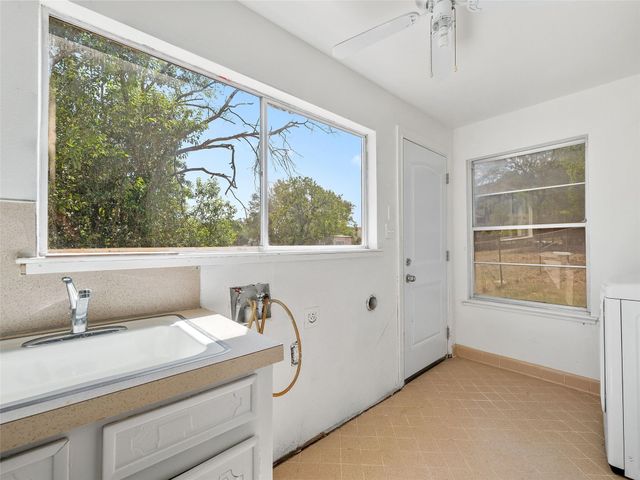 15803 Wildwood TRL, Austin, TX 78734