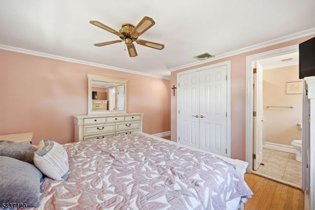 101 Walnut St, Oakland Boro, NJ 07436