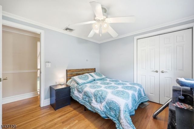 101 Walnut St, Oakland Boro, NJ 07436