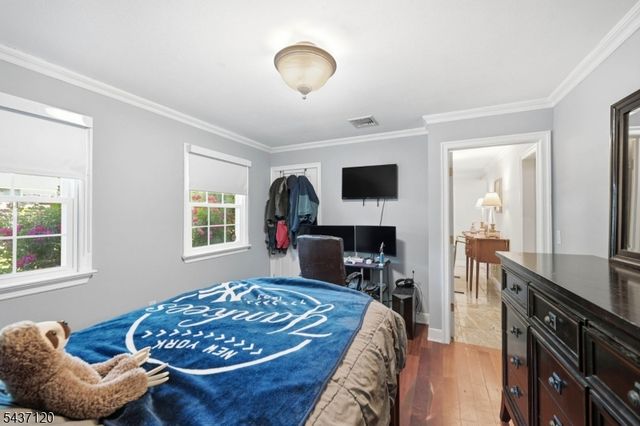 101 Walnut St, Oakland Boro, NJ 07436