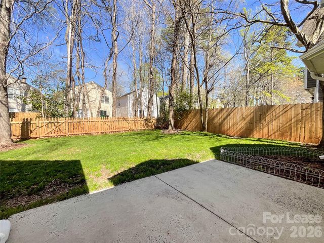 7305 Rosehall Drive, Charlotte, NC 28227