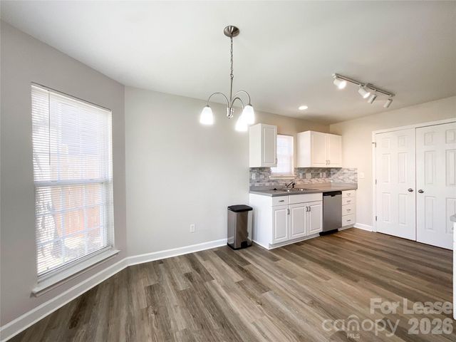 7305 Rosehall Drive, Charlotte, NC 28227