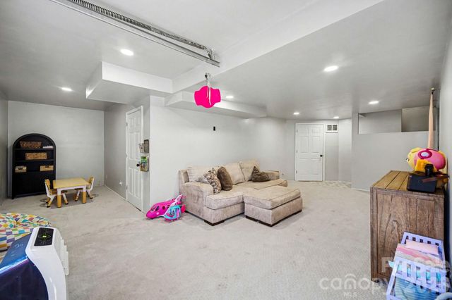 1140 Knollwood Drive, Claremont, NC 28610