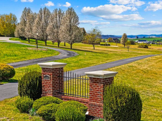 3483 BARTERBROOK RD, Staunton, VA 24401