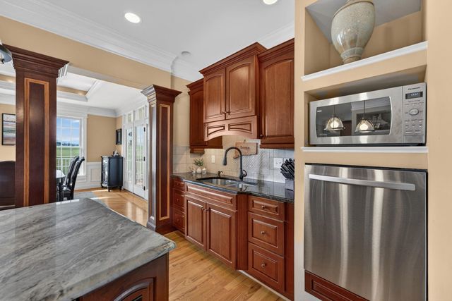 3483 BARTERBROOK RD, Staunton, VA 24401