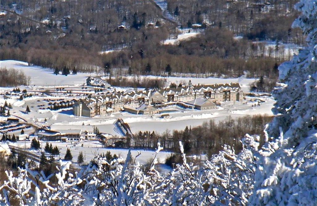 228 East Mountain Road DA DUP GRAND HOTEL 152 II (GODBOUT), Killington, VT 05751