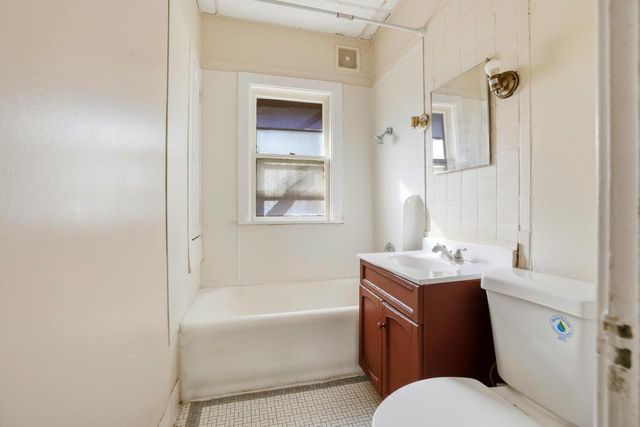 2555 N 51st STREET #2557, Milwaukee, WI 53210