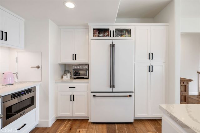 647 2nd, Hermosa Beach, CA 90254