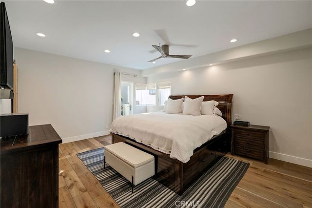 647 2nd, Hermosa Beach, CA 90254