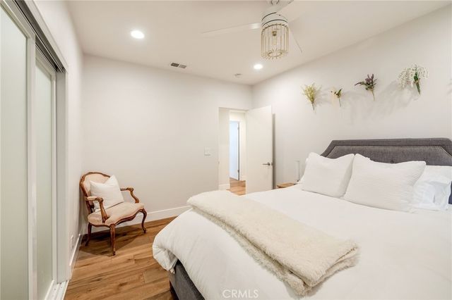 647 2nd, Hermosa Beach, CA 90254